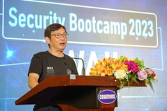 Ông Vũ Hoàng Liên - Chủ tịch Hiệp hội Internet Việt Nam phát biểu tại sự kiện. (Ảnh: VIA)