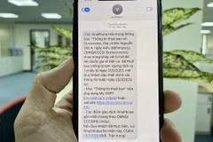 Người dùng nhận tin nhắn yêu cầu cập nhật thông tin từ nhà mạng. (Ảnh: VinaPhone)