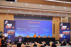 Ông Nguyễn Văn Khoa - Tổng giám đốc FPT đặt mục tiêu doanh thu của FPT trong năm 2023 sẽ tăng trưởng 18,8%. (Ảnh: Minh Sơn/Vietnam+)