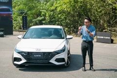 Tân Phạm là gương mặt không quá xa lạ với cộng đồng đánh giá xe ôtô. (Ảnh nhân vật cung cấp)