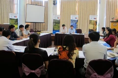 Đoàn cán bộ họp tại Hà Nội trước khi lên đường tham dự khóa đào tạo. (Nguồn ảnh: Dự án EU)