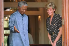 ĐSQ Nam Phi ở Việt Nam mở sổ tang ông Nelson Mandela