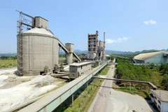 Toàn cảnh nhà máy của Công ty cổ phần ximăng Thăng Long tại Quảng Ninh. (Ảnh: Danh Lam/TTXVN)