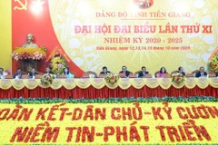 Đoàn Chủ tịch tại Đại hội. (Ảnh: Hữu Chí/TTXVN)