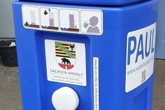  Máy lọc nước PAUL do bang Sachsen-Anhalt trao tặng Việt Nam thông qua Tổ chức Hỗ trợ Đại học Thế giới Đức (WUS). (Ảnh: TTXVN phát)