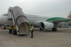 Máy bay của hãng hàng không Air Côte d'Ivoire tại sân bay quốc tế Félix-Houphouët-Boigny, Côte d'Ivoire. (Nguồn: TTXVN)