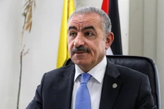 Thủ tướng Palestine Mohammad Shtayyeh. (Ảnh: AFP/TTXVN)
