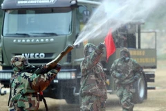 [Photo] Diễn tập ứng phó tình huống phổ biến vũ khí phóng xạ 