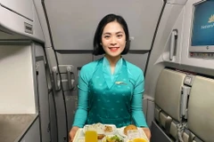 Cam Xã Đoài của tỉnh Nghệ An được đưa vào thực đơn của khách trên chuyến bay của Hãng. (Ảnh: Vietnam Airlines)