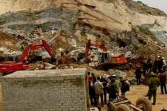 Hiện trường vụ tai nạn. (Ảnh: Trần Cảnh Yên/TTXVN)