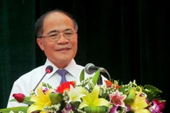 Phó Thủ tướng Nguyễn Sinh Hùng phát biểu tại kỳ họp. (Ảnh: chinhphu.vn)