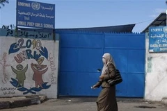 Bức tranh cổ động về nỗ lực gia nhập LHQ ở Palestine. (Ảnh: AP)