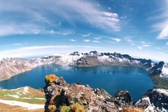 Núi lửa Baekdu, ngọn núi cao nhất trên bán đảo Triều Tiên. (Ảnh: Internet)