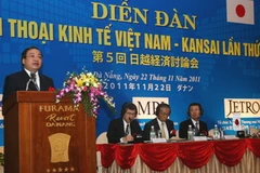 Phó Thủ tướng Hoàng Trung Hải dự và phát biểu khai mạc Diễn đàn. (Ảnh: Trần Lê Lâm/TTXVN)