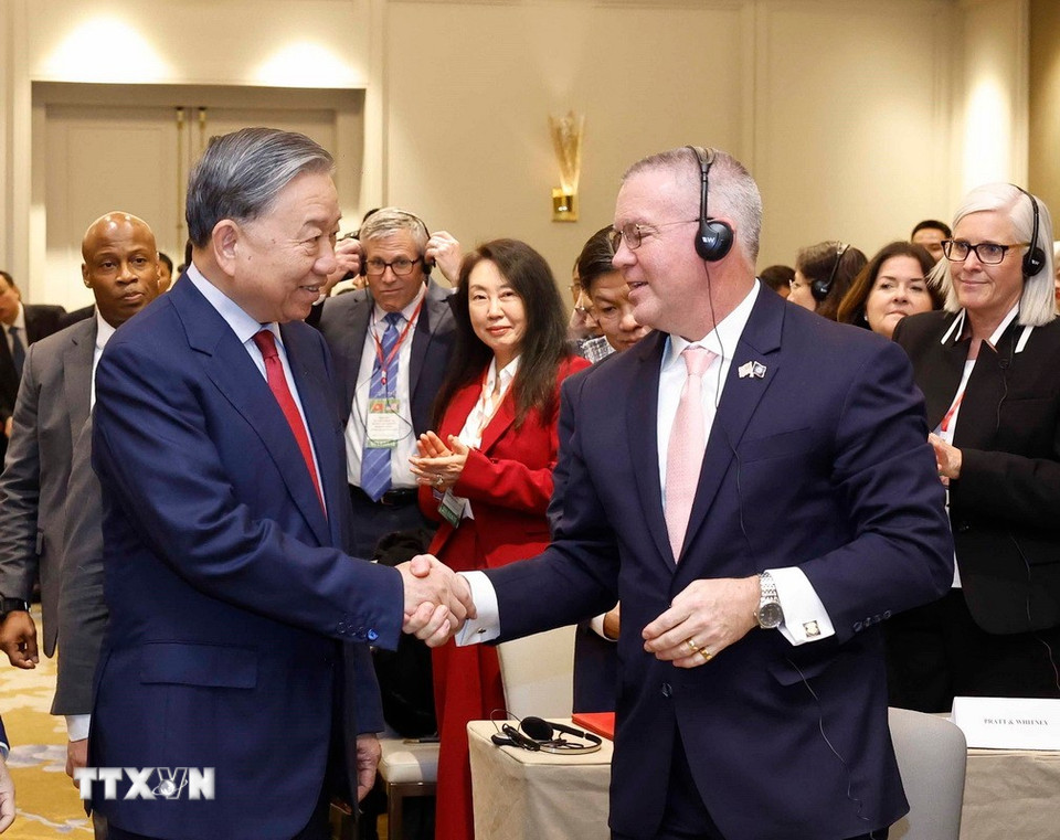 Tổng Bí thư Tô Lâm đến dự lễ ký và trao các hợp đồng và thoả thuận hợp tác giữa Việt Nam và Hoa Kỳ. (Ảnh: Thống Nhất/TTXVN)