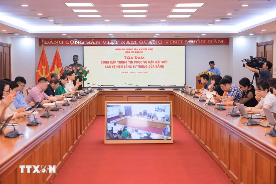 Quang cảnh buổi tọa đàm. (Ảnh: Hoàng Hiếu/TTXVN)