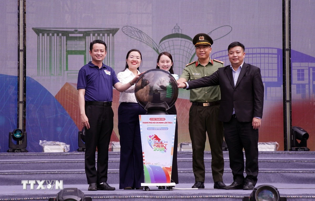Thúc đẩy hợp tác ba nhà, tạo đột phá phát triển công nghiệp bán dẫn