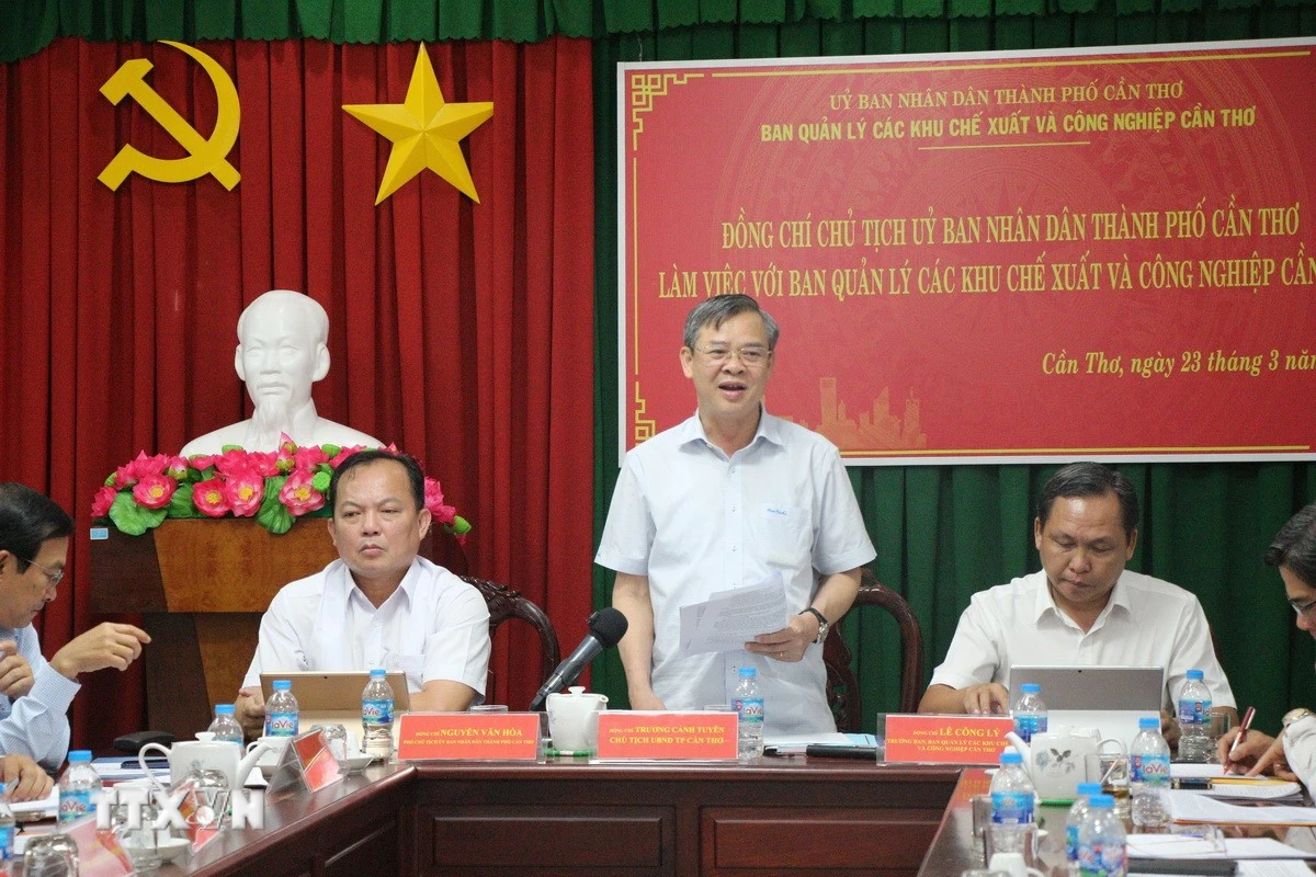 Đẩy nhanh tiến độ bồi thường, hỗ trợ tái định cư các dự án khu công nghiệp