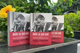 Hồi ký của cựu Bộ trưởng Quốc phòng Mỹ Robert S. McNamara phát hành tại Việt Nam sau đúng 30 năm ra mắt bạn đọc Mỹ.