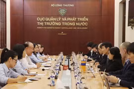 Cục Quản lý và Phát triển thị trường trong nước (Bộ Công thương) đã có buổi làm việc song phương với Cơ quan Sáng chế Nhật Bản (JPO). (Nguồn: Nhân dân)