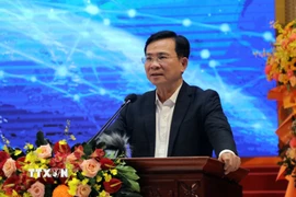 Chủ tịch UBND tỉnh Lâm Đồng Hồ Văn Mười .(Ảnh: Chu Quốc Hùng/TTXVN)