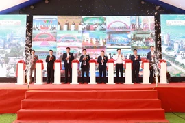 Khánh thành Dự án Tận dụng nhiệt khí thải để phát điện tại Nhà máy ximăng Tam Điệp. (Ảnh: Bnews)