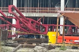 Chủ tịch nước Lương Cường và Tổng thống Pháp Emmanuel Macron hội đàm. (Ảnh: Lâm Khánh/TTXVN)