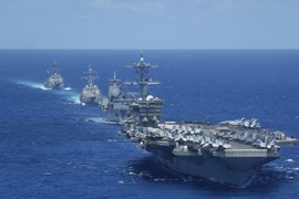 Tàu sân bay chạy bằng năng lượng hạt nhân lớp Nimitz USS Abraham Lincoln (CVN 72)