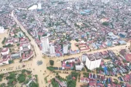 Lũ lịch sử ở Thái Nguyên: Nước ngập bủa vây khắp nơi 