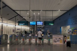 Tại một nhà ga MRT của Singapore. (Ảnh: Tất Đạt/TTXVN)