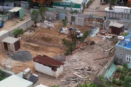 Nhờ sự vận động của chính quyền phường Phước Thắng, một công trình xây dựng trái phép đã ngừng và trả lại hiện trạng ban đầu. (Ảnh: Hoàng Nhị/TTXVN)