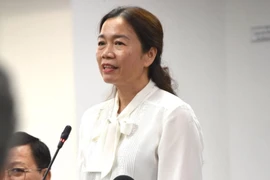 Bà Nguyễn Ngọc Hằng - Phó Giám đốc Sở Nội vụ TP.HCM thông tin tại họp báo. (Nguồn: Báo mới)