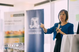 PGS. TS Dương Thị Hồng Liên, Trưởng nhóm Thị trường Carbon, Viện Chuyển dịch Năng lượng Curtin, Đại học Curtin (Australia), Phó Chủ tịch phụ trách vấn đề môi trường, xã hội, quản trị (ESG) và phát triển bền vững, Hội Trí thức và Chuyên gia người Việt tại Australia (VASEA). (Ảnh: Thanh Tú/TTXVN)