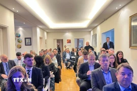 Các đại biểu tham dự Hội thảo “Mở khóa tiềm năng: Lao động tay nghề cao Việt Nam, giải pháp chiến lược cho thị trường lao động Hy Lạp.” (Ảnh do ĐSQ VN tại Hy Lạp cung cấp)