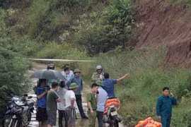 Khu vực ngầm Thanh Sơn (xã Khuất Xá, Lạng Sơn) được cho là nơi có hai người bị lũ cuốn. (Nguồn: Báo mới)