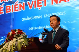 Phó Thủ tướng Chính phủ Trần Hồng Hà phát biểu tại diễn đàn. (Ảnh: Đức Hiếu/TTXVN)