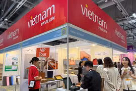 Khu vực trưng bày của các doanh nghiệp Việt Nam. (Ảnh: Mạc Luyện/TTXVN)