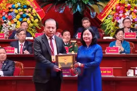 Bà Bùi Thị Minh Hoài tái đắc cử Chủ tịch Ủy ban Trung ương Mặt trận Tổ quốc Việt Nam 