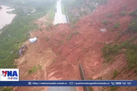 Hà Tĩnh khó khăn trong khắc phục sạt lở trên nhiều tuyến đường 