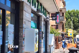 Nhiệt độ trung bình trong ngày tại thủ đô Rome là 38 độ C. (Ảnh: TTXVN)