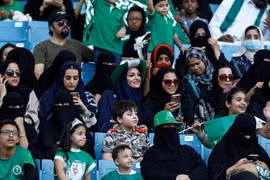 Saudi Arabia đang nới lỏng một số luật lệ hà khắc đối với nữ giới.( Ảnh: Reuters)