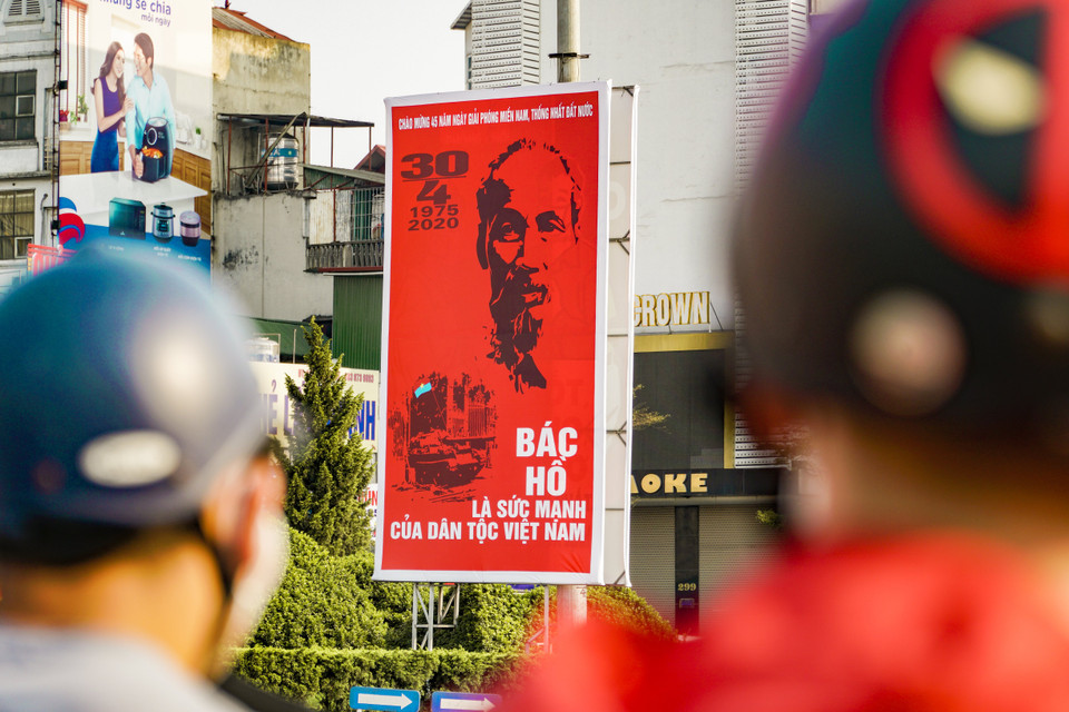 Ngày 30 tháng Tư năm 1975 là thời khắc trên đất nước Việt Nam không còn bóng một tên xâm lược, là thời khắc mở đầu một kỷ nguyên mới độc lập, thống nhất non sông của dân tộc Việt Nam, đó là chiến thắng oanh liệt, hào hùng nhất của dân tộc ta trong hơn 4000 năm lịch sử giữ nước… (Ảnh: Minh Hiếu/Vietnam +)