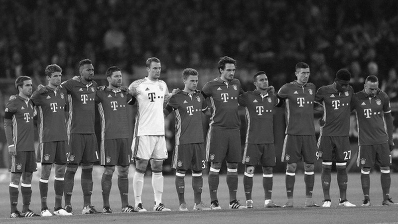 Các cầu thủ sẽ đeo băng đen và dành phút mặc niệm cho những người thiệt mạng trong vụ tấn công xe tải tại Berlin. Nguồn: Fcb.de 