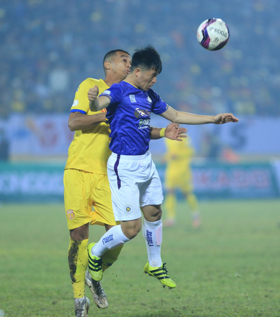 Trong khi đó, thất bại ở ngay vòng 1 là 'cú tát' mạnh vào Hà Nội FC dù chuẩn bị rất kỹ cho mùa giải mới 2021 với tham vọng thâu tóm mọi danh hiệu.(Ảnh: VPF)