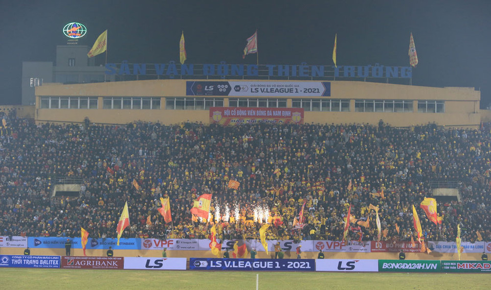 Đội bóng chủ sân Thiên Trường đã có trận đấu rất hay, đáp lại kỳ vọng của lượng người hâm mộ lớn trên khán đài. Ba điểm ở ngày mở màn sẽ giúp đội bóng này thuận lợi hơn ở chặng đường dài của V-League 2021 trước mắt. (Ảnh: VPF)