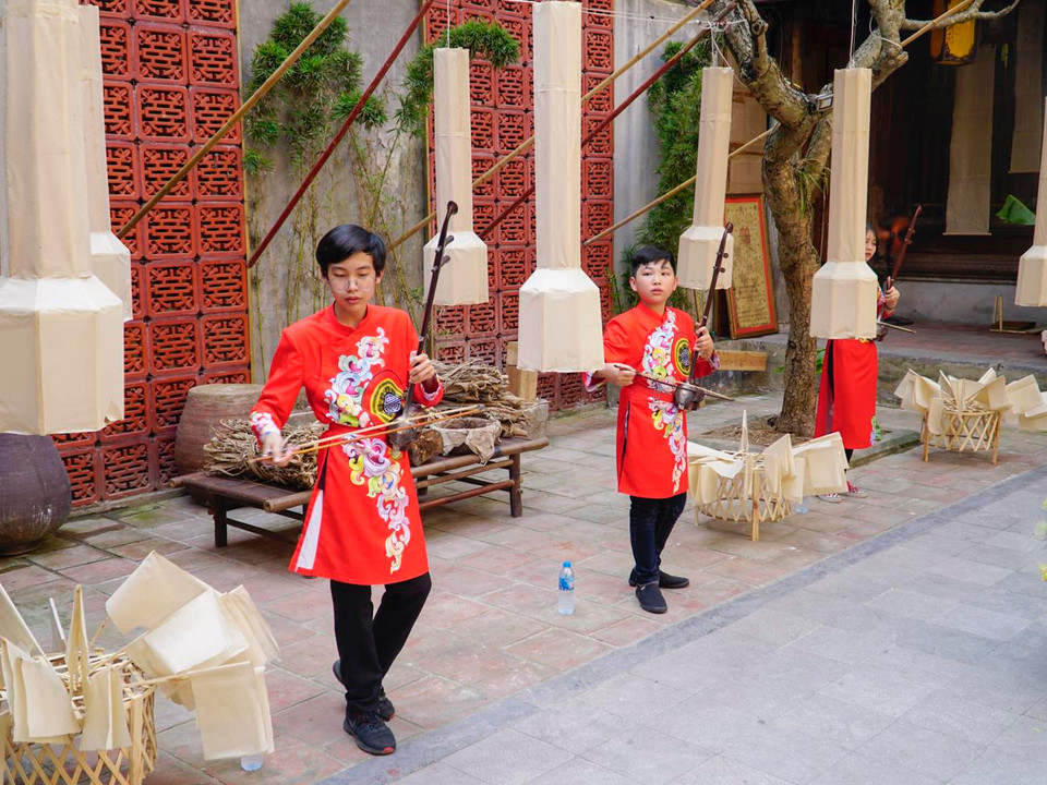 Đây là hoạt động mở màn cho các sự kiện văn hóa diễn ra tại khu vực phố cổ Hà Nội dịp 30/4 và 1/5. (Ảnh:PV/Vietnam+)