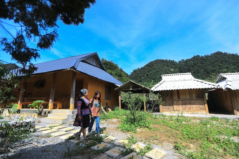 Không gian trưng bày văn hóa người Mông sắp được hoạt động của chị Sùng Y Múa tại xã Hang Kia. (Ảnh: Trọng Đạt/TTXVN)