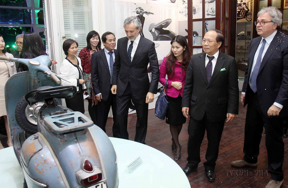 Đại sứ quán Italy chính thức khai trương Trung tâm Văn hóa và Thương hiệu Italy tại số 18, phố Lê Phụng Hiểu, ngày 11/4/2013. (Ảnh: Thanh Tùng/TTXVN)