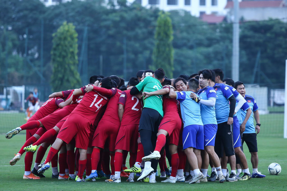 Ngoài Công Phượng, các cầu thủ khác tại tuyển Việt Nam đều có được tinh thần thoải mái nhất trong tập luyện để hướng tới trận đấu với Malaysia tới. (Ảnh: Nguyên An)