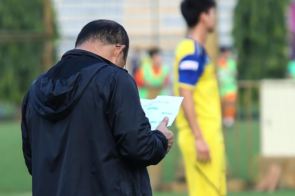 Đây rất có thể là đội hình thi đấu của tuyển Việt Nam được huấn luyện viên Park Hang-seo lên sẵn cho cuộc đấu với Malaysia ngày 10/10 tới trên sân nhà Mỹ Đình. (Ảnh: Nguyên An)